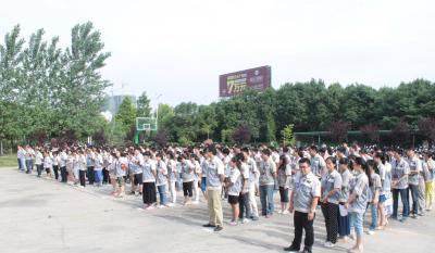 2015岳阳mg冰球突破彩晶事业部消防演练：“安全第一，预防为主”