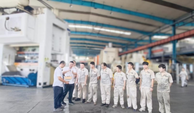 炎暑下的清冷守护，直抵人心的企业温度——岳阳mg冰球突破2025“战高温、送清冷、保出产”活动